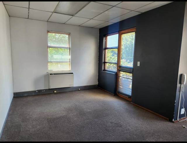 OFFICE PROPERTY TO RENT IN BOSKRUIN